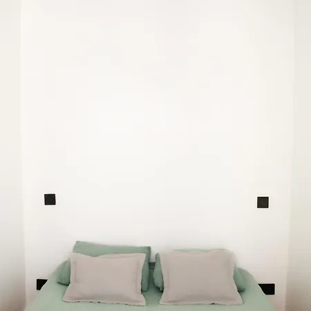 2p Au Coeur Du Vieil *